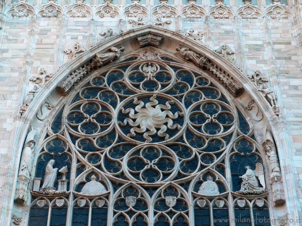 Milano - Il finestrone centrale posteriore del Duomo